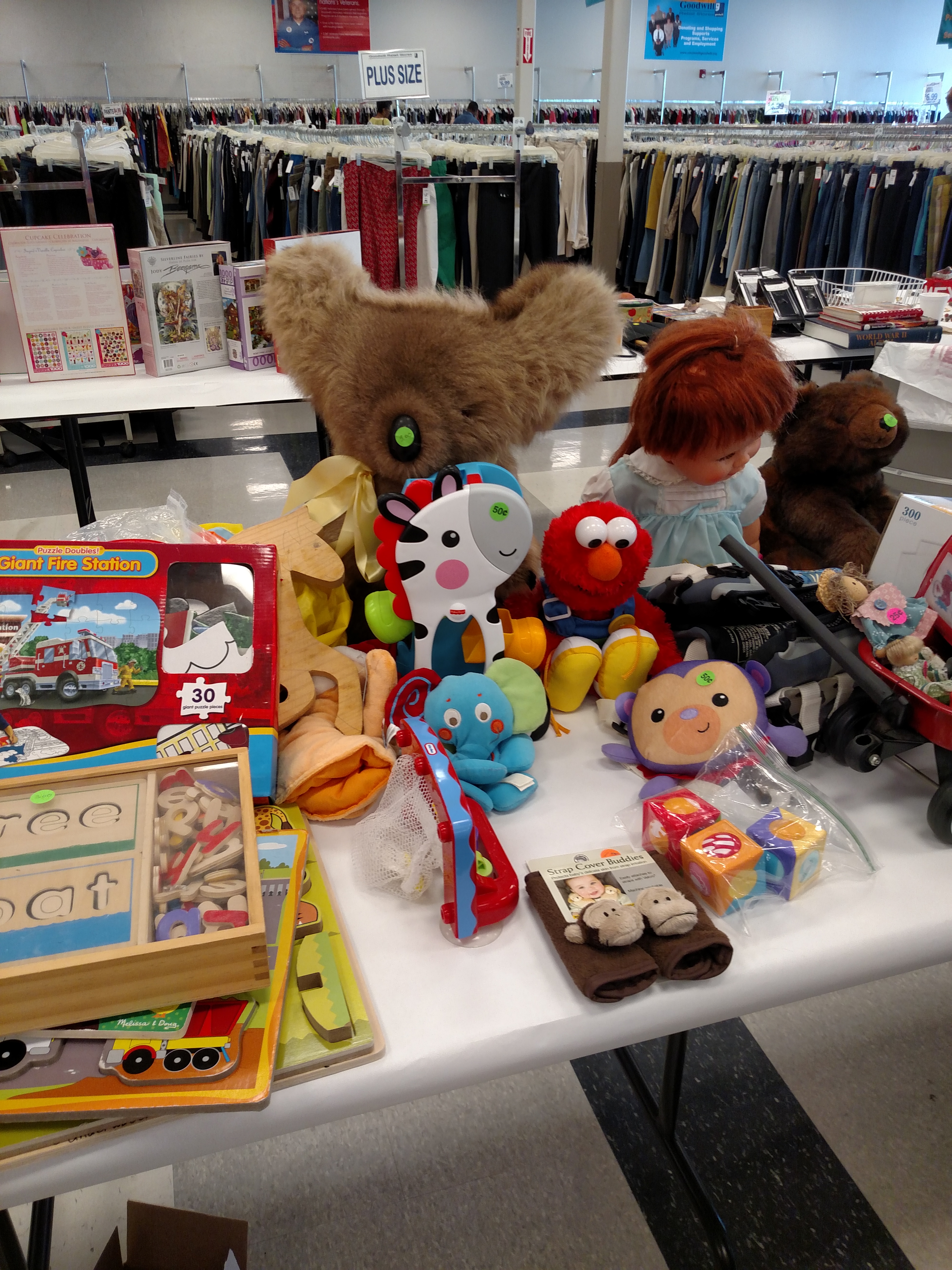 will goodwill accept stuffed animals