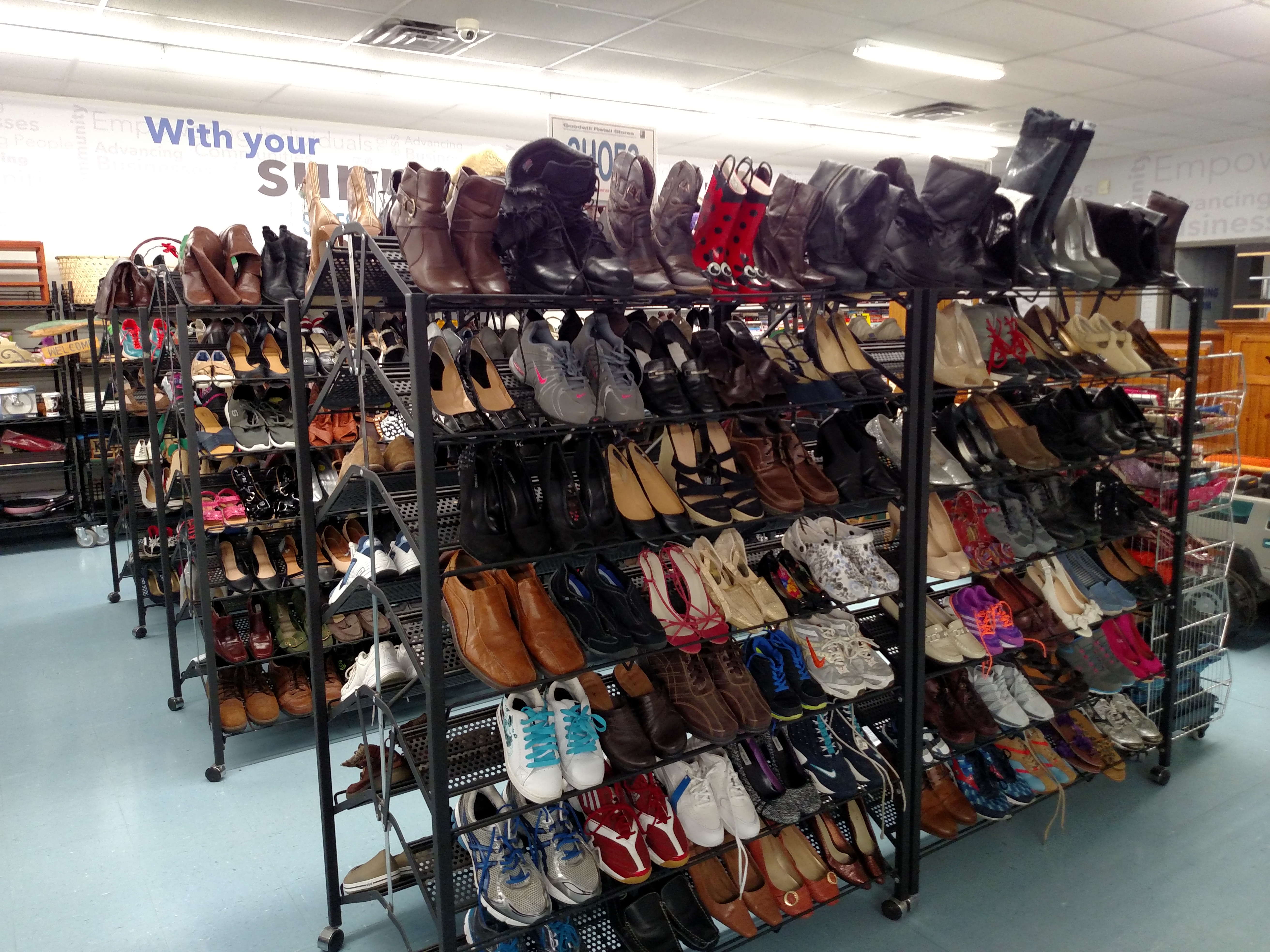 Shoes Batesville - Goodwill Cincinnati