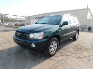 Green Toyota Highlander at Ohio Valley Goodwill